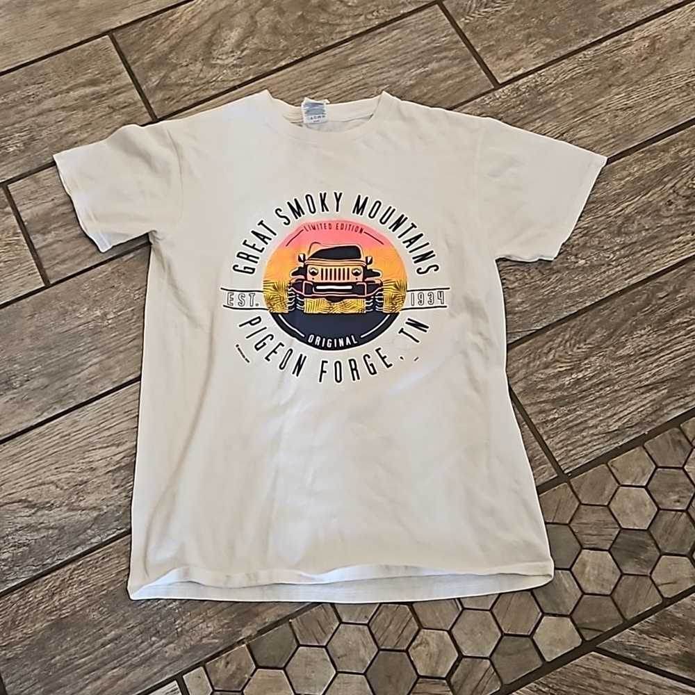 Jeep Smoky Mountains T Shirt Size Small